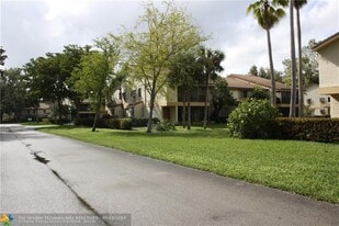 109 Gardens Dr in Pompano Beach, FL - Building Photo