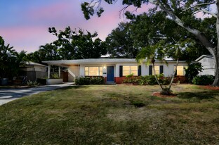 3623 S Lightner Dr in Tampa, FL - Building Photo