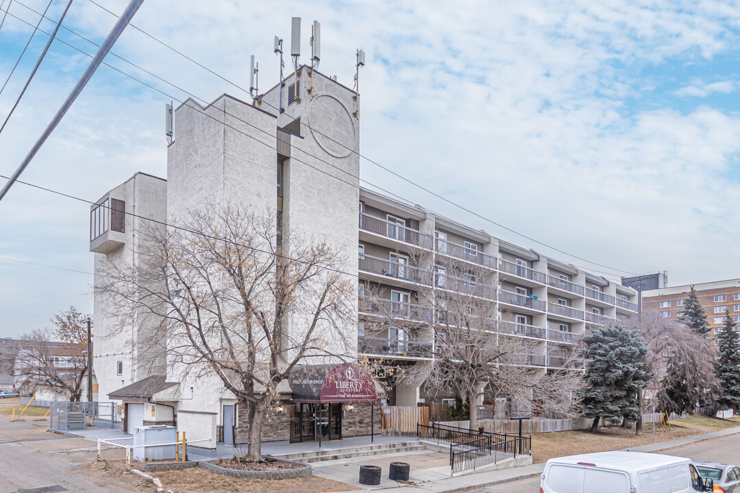 Liberty Quarters in Edmonton, AB - Building Photo