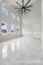 802 Hidden Hls St in Mission, TX - Building Photo - Building Photo