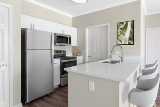 The Tides in Richmond, CA - Building Photo - Building Photo