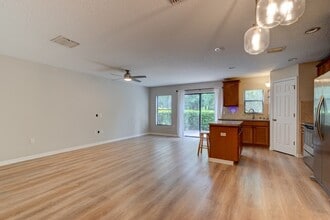 209 Tarracina Way in Daytona Beach, FL - Building Photo - Building Photo