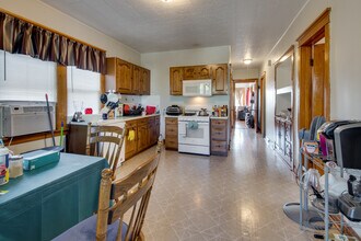 5306 W Roscoe St in Chicago, IL - Building Photo - Building Photo