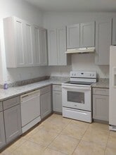 21 Prospect Ln in Palm Coast, FL - Building Photo - Building Photo