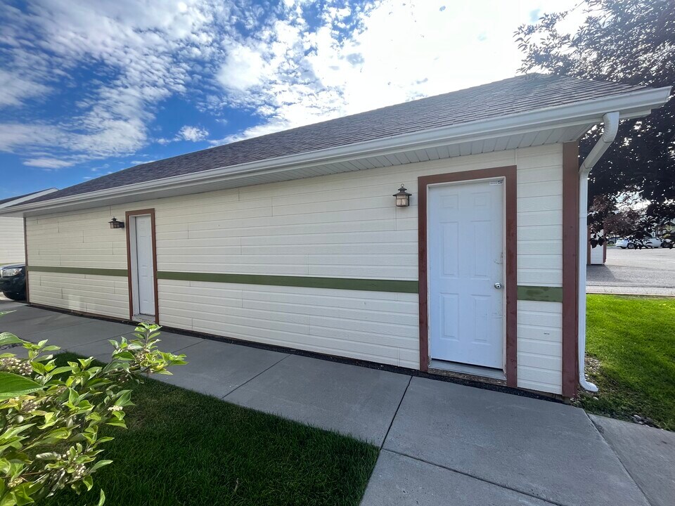 1120 Longbow Ln in Bozeman, MT - Building Photo