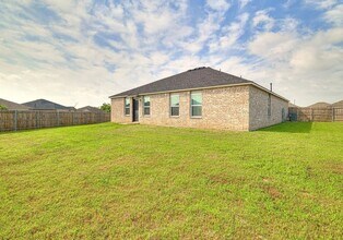 209 SE 4th St in Newcastle, OK - Building Photo - Building Photo
