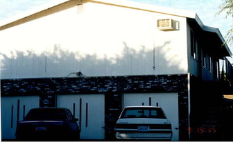 1629 Cornell Ct in Stockton, CA - Building Photo