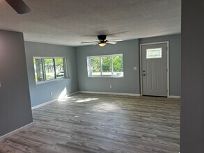 1 MO-5 in Gravois Mills, MO - Building Photo - Building Photo