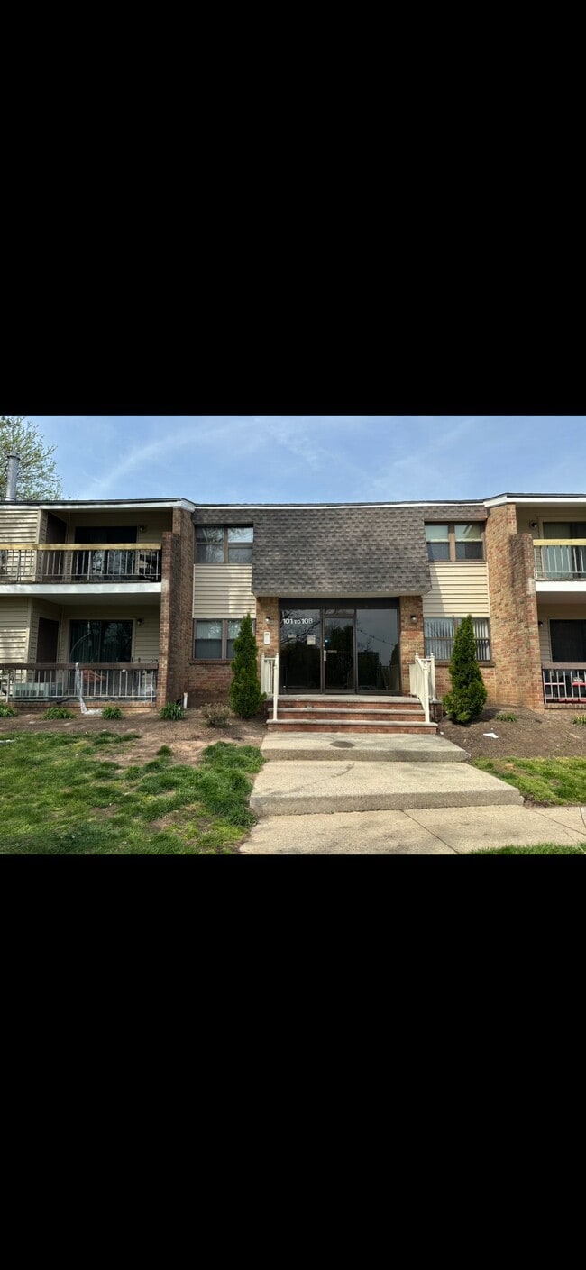 property at 107 Sharon Garden Ct