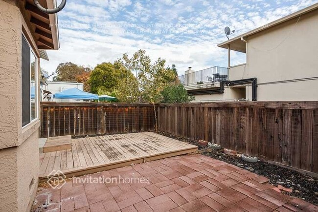1896 Premier Pl in Concord, CA - Building Photo - Building Photo