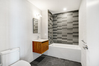782 New York Ave in Brooklyn, NY - Building Photo - Building Photo