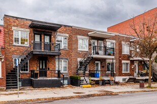 5715 Monk Boul in Montréal, QC - Building Photo