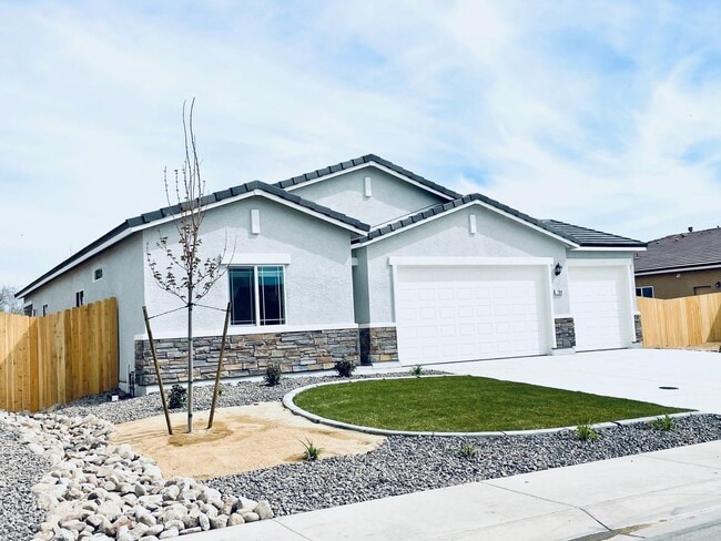 704 Colorado Ln in Fallon, NV - Building Photo - Building Photo