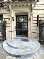 235 W 103rd St in New York, NY - Building Photo