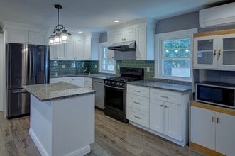 17 Hollywood Dr in North Grafton, MA - Building Photo - Building Photo