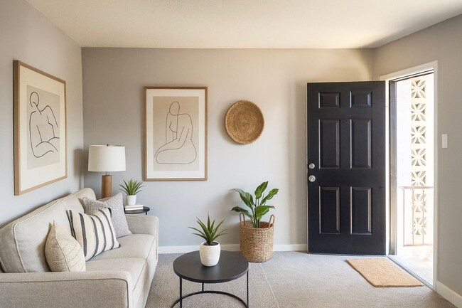 1137 Whitaker Dr, Unit Garden View - 2 Bedroom