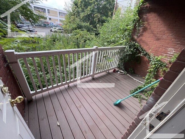 property at 16 Pompeii St