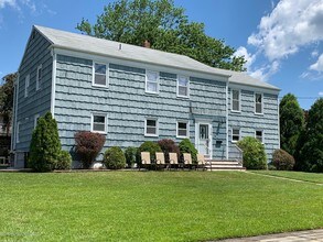 279 Lake Ave in Long Branch, NJ - Building Photo - Building Photo