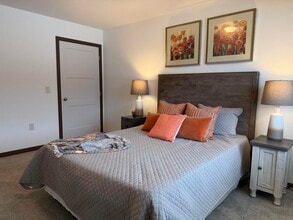 Chisago Lake Apartments in Chisago City, MN - Building Photo - Building Photo