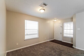 6402 Mountain Pines Ln in Katy, TX - Building Photo - Building Photo