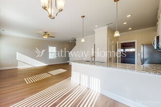 201 Adams Tree Wy in Troutman, NC - Foto de edificio - Building Photo