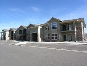 Hunter's Chase Condo Association in Parker, CO - Building Photo - Building Photo