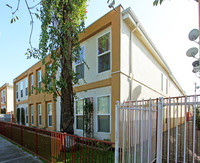 Hoover Apartments in Orange, CA - Foto de edificio - Building Photo