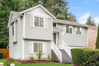 4820 50th Ave SE in Lacey, WA - Foto de edificio - Building Photo