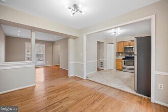 1 Esmond Ct in Germantown, MD - Building Photo - Building Photo