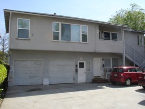 58 Harkness Ave in Pasadena, CA - Building Photo - Building Photo