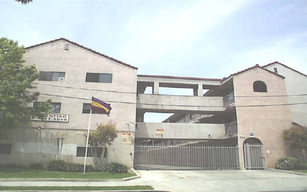 Palm House Apartments in Los Angeles, CA - Foto de edificio - Building Photo