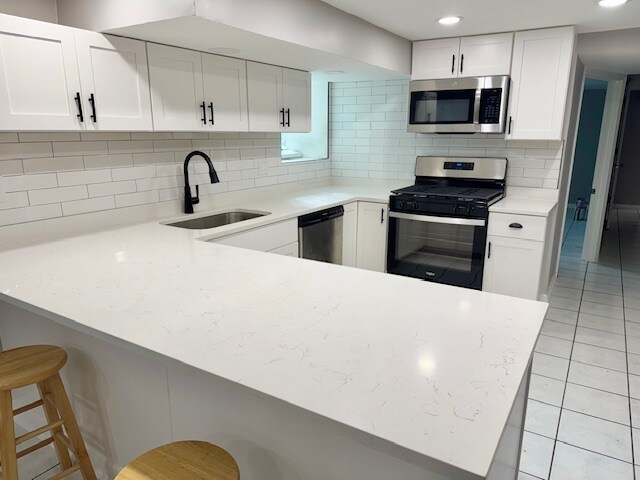 4200 N Damen Ave in Chicago, IL - Building Photo