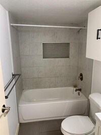 2818 S Bartell Dr photo'