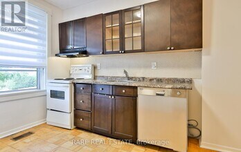 125 Drayton Ave in Toronto, ON - Building Photo - Building Photo