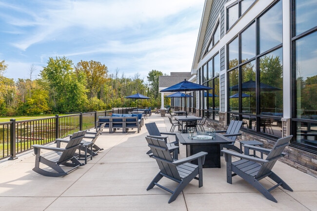 LoSo Lakeside Apartments