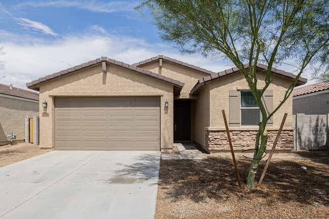 12448 W Gardenia Ct in Glendale, AZ - Building Photo - Building Photo