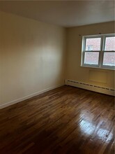 8707 Seaview Ave in Brooklyn, NY - Building Photo - Building Photo