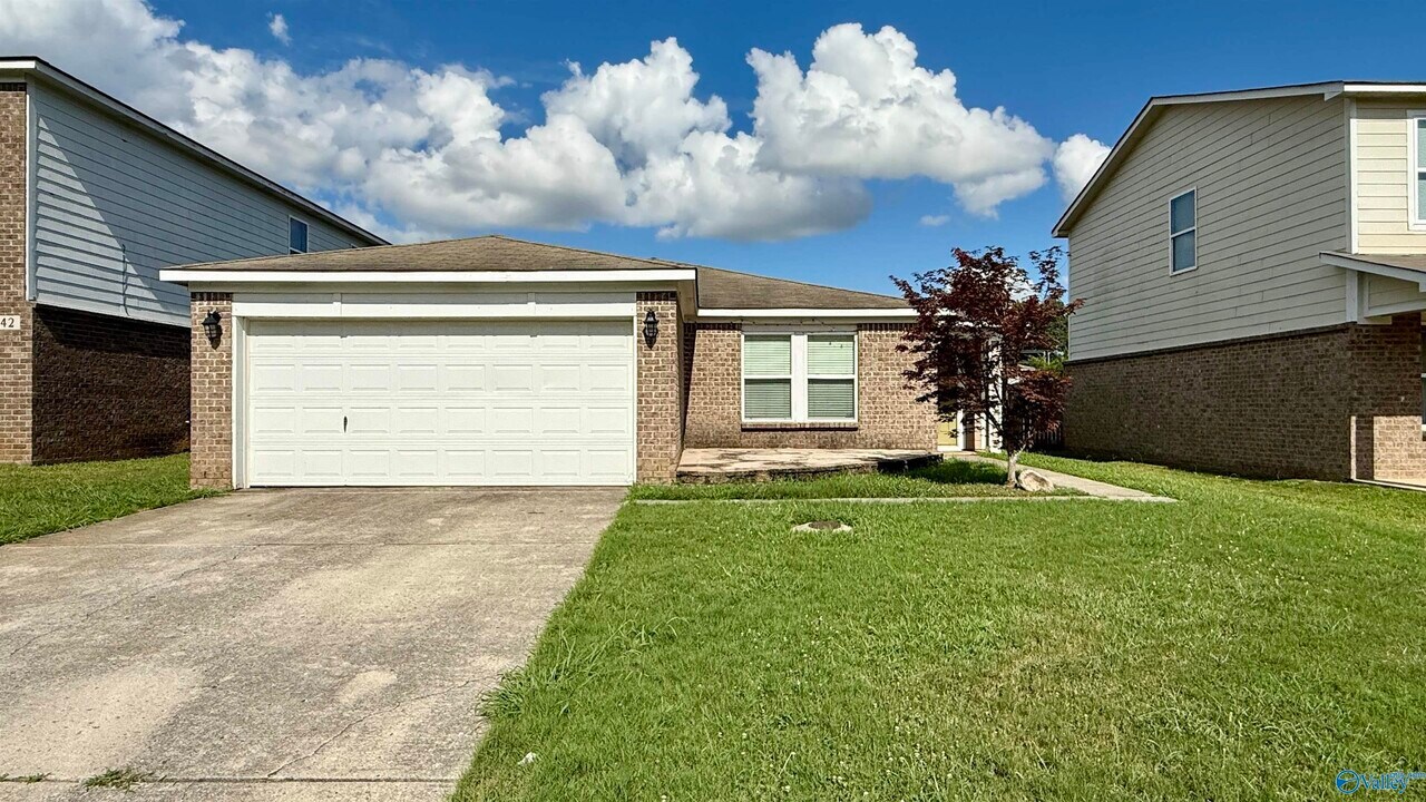 144 Sagebrook Dr in Madison, AL - Building Photo