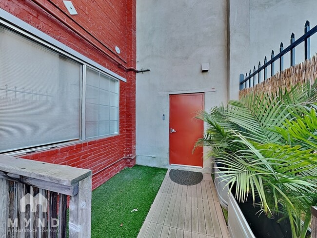 property at 958 28th St