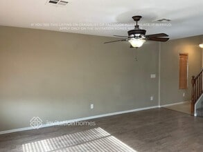 8019 Torremolinos Ave in Las Vegas, NV - Foto de edificio - Building Photo