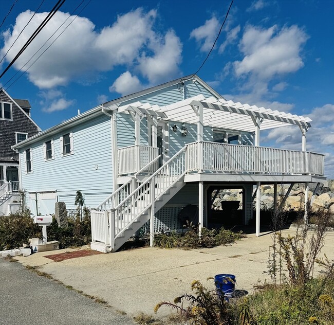 property at 1122 Nantasket Ave