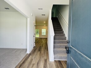 132 Kingswood Ter in Bloomingdale, GA - Building Photo - Building Photo