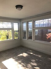 1710 Greysolon Rd, Unit 2 Bedroom in Duluth, MN - Building Photo - Building Photo