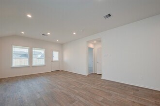 31327 Heddington Ln in Fulshear, TX - Building Photo - Building Photo