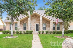 12027 Arrowhead Glen Dr in Houston, TX - Building Photo