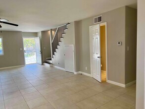 8462 Heil Ave in Huntington Beach, CA - Building Photo - Building Photo