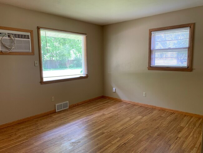 737 Forest Hills Dr SW, Unit 737 in Rochester, MN - Building Photo - Building Photo