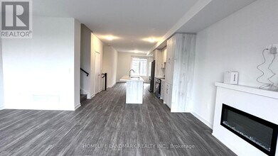 45 Peace Ln in Markham, ON - Building Photo - Building Photo