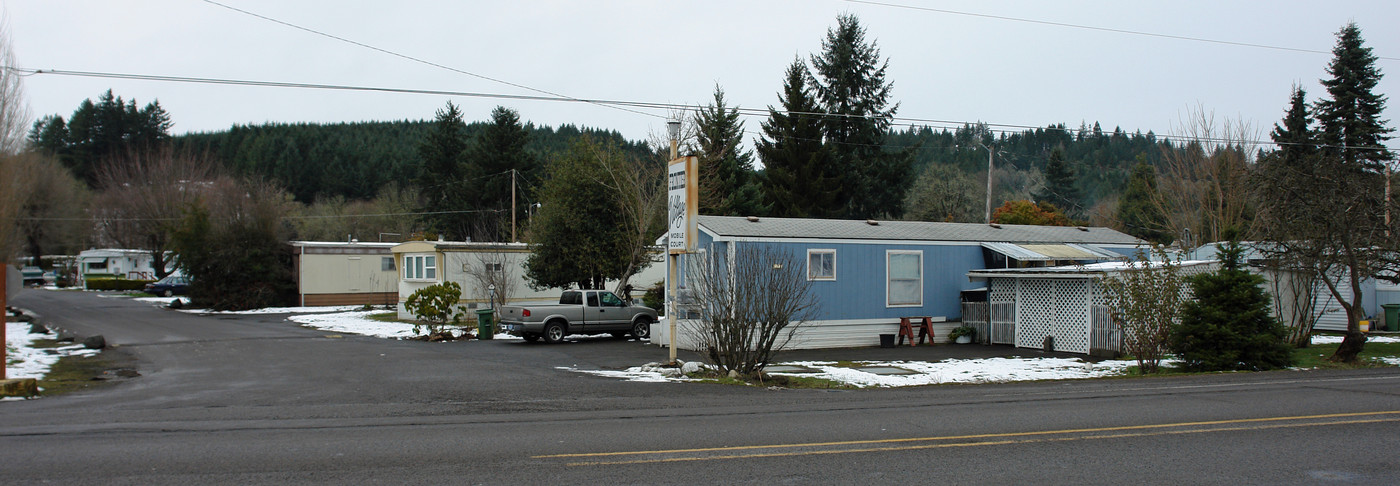 1557 OR-99 Hwy in Cottage Grove, OR - Building Photo