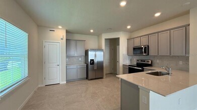 2599 Winsome Wy in Davenport, FL - Building Photo - Building Photo